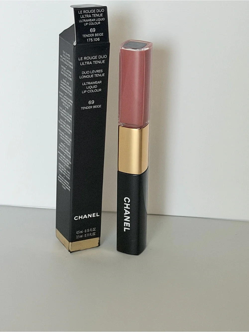 CHANEL Le Rouge Duo Ultra Tenue 69 Tender Beige Full Size BNIB